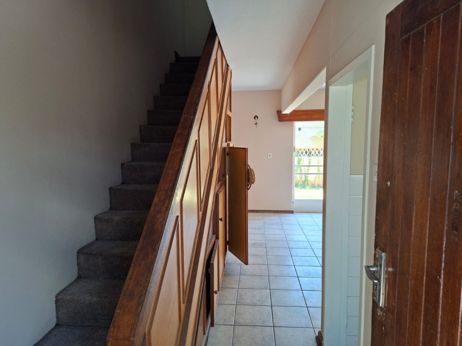 To Let 2 Bedroom Property for Rent in Adamayview North West